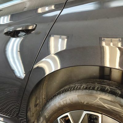 Škoda Kamiq - oprava parkovacích škod a lakování